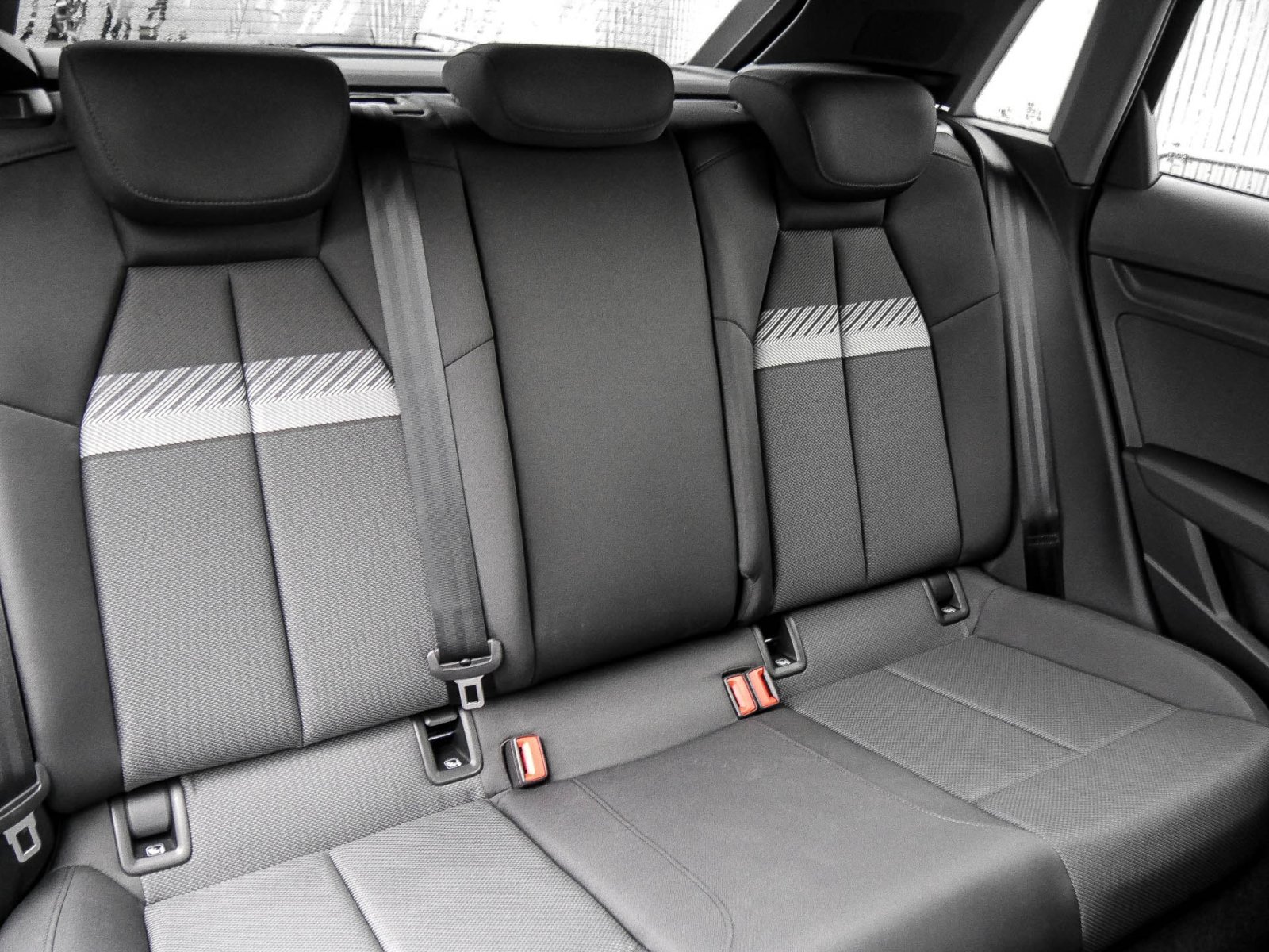 Audi A3 Sportback 40 HYBRID advanced ACC LM18 NAVI+