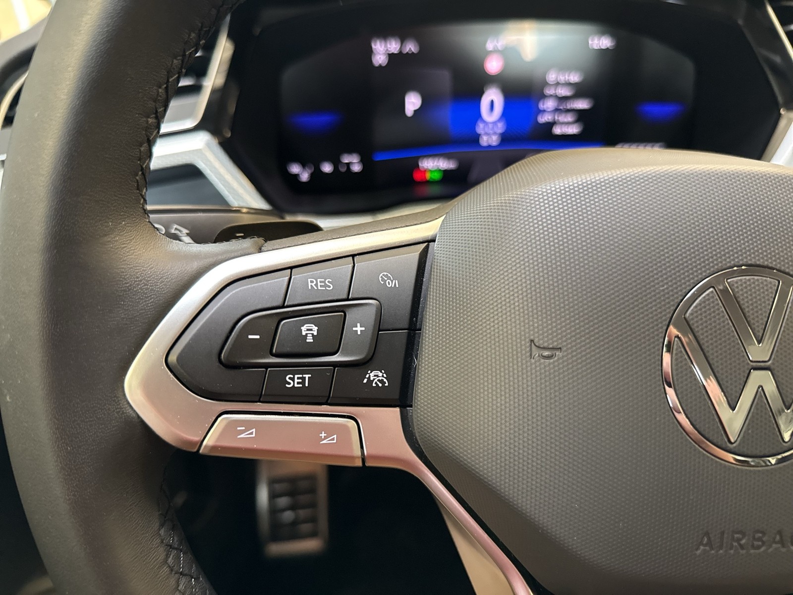 Volkswagen Touran 2.0 GOAL 7SITZE AHK ACC E-KLAPPE NAVI