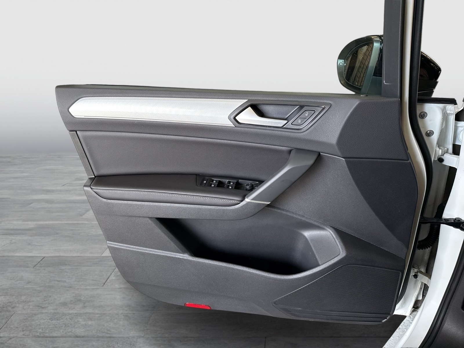 Volkswagen Touran 2.0 GOAL 7SITZE AHK ACC E-KLAPPE NAVI