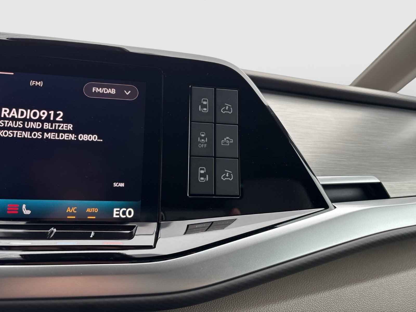 Volkswagen T7 California HYBRID OCEAN 4X4 KÜCHE STANDHZ AHK