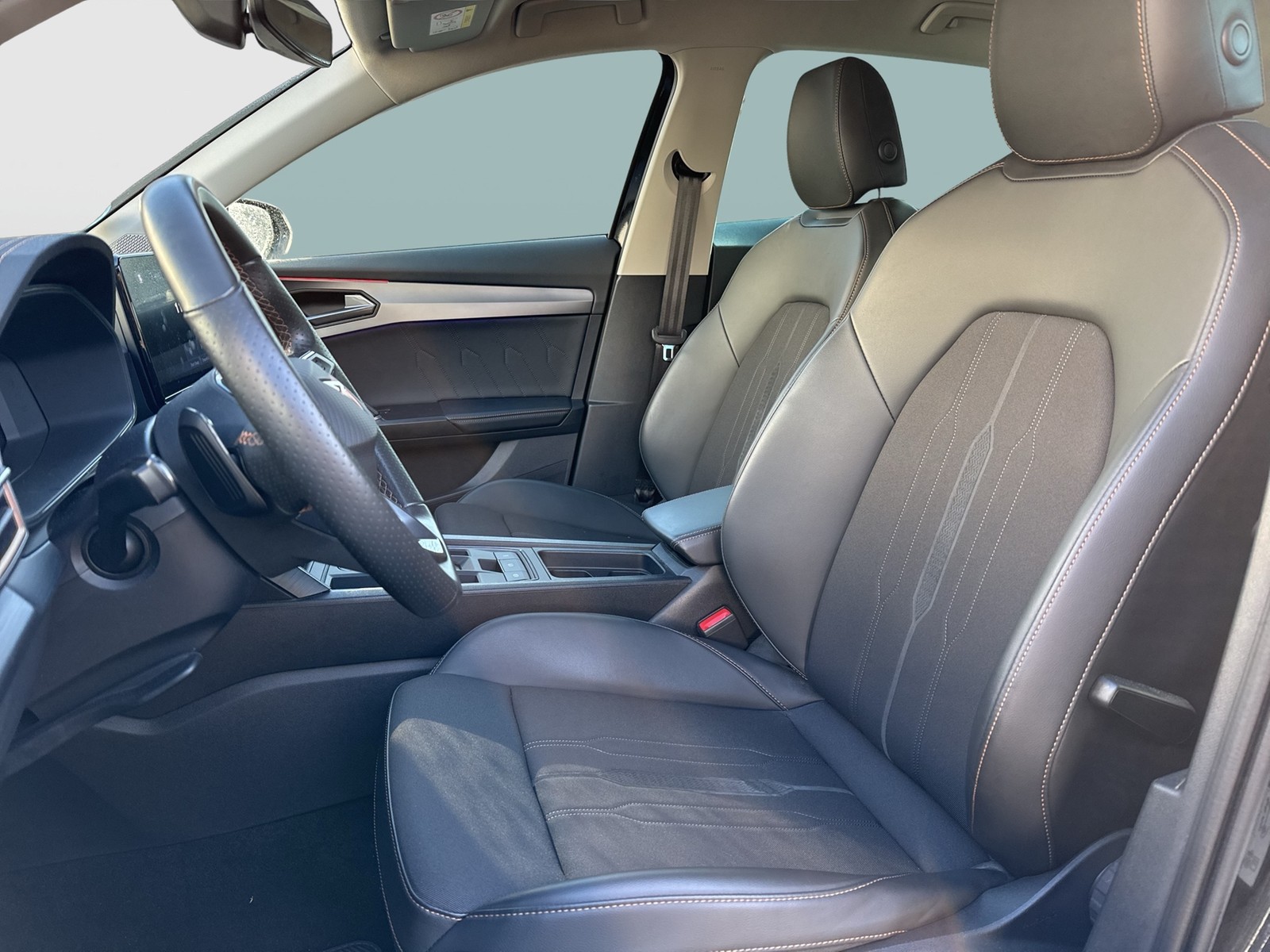 Cupra Formentor 1.4 HYBRID AHK ACC LM18 CARPLAY LED