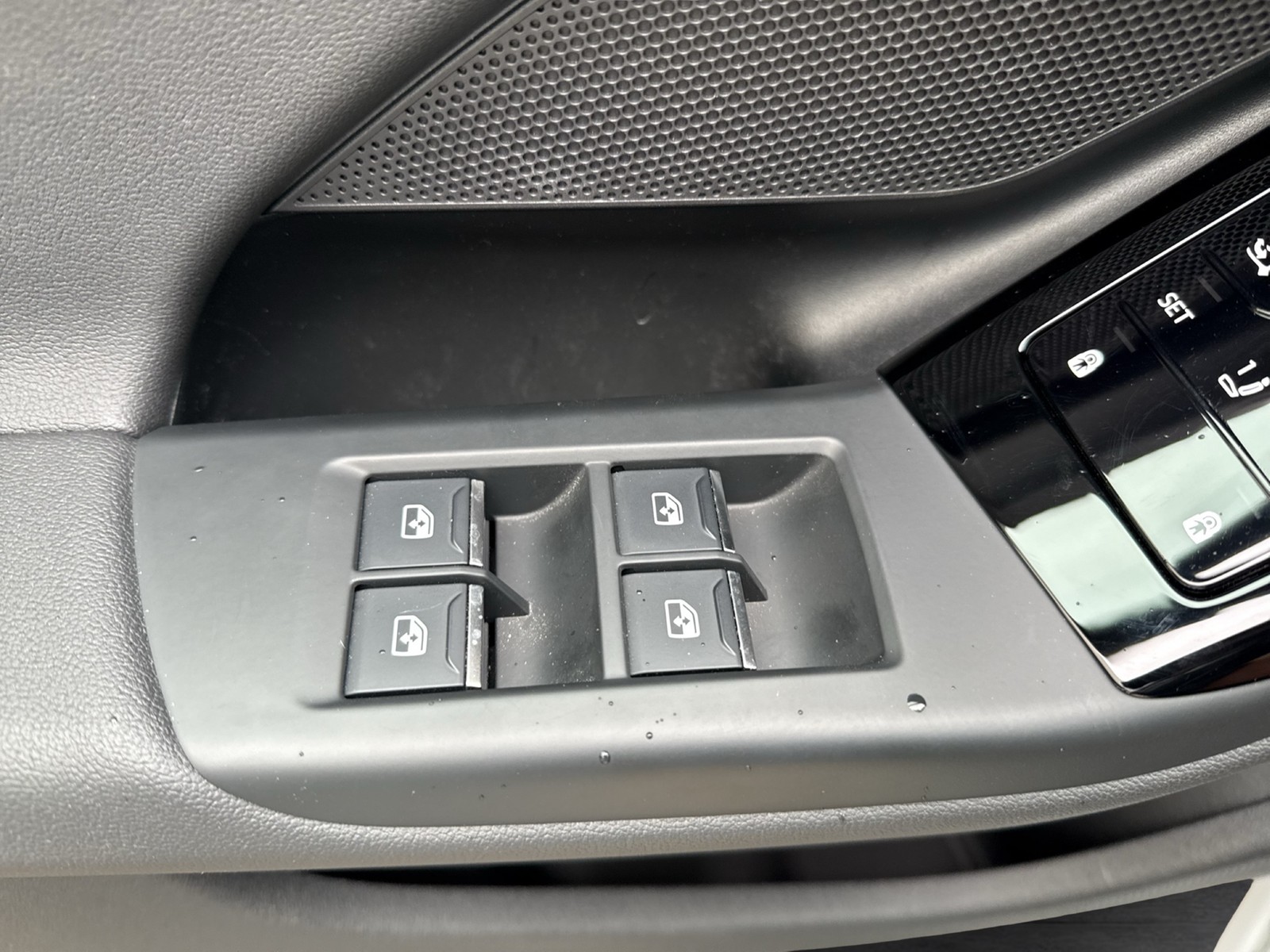 Audi A6 e-tron Sportback advanced TECH+ AHK ACC 21"