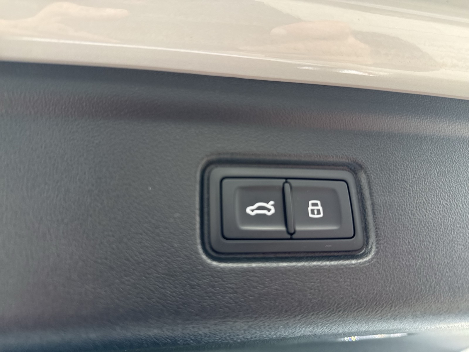 Audi A6 e-tron Sportback advanced TECH+ AHK ACC 21"