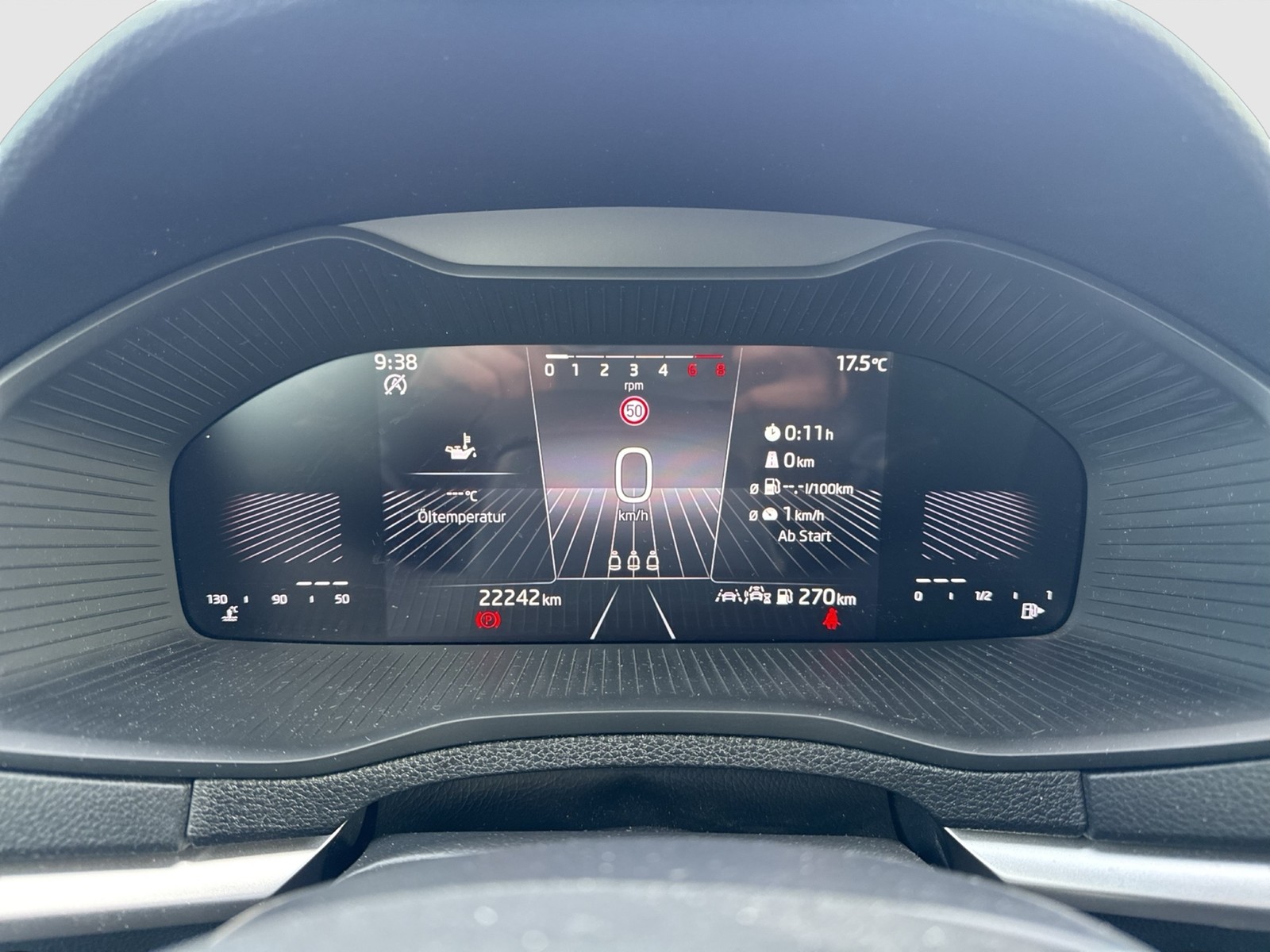 Skoda Karoq 1.5 SELECTION LM17 CARPLAY TEMPOMAT KLIMA