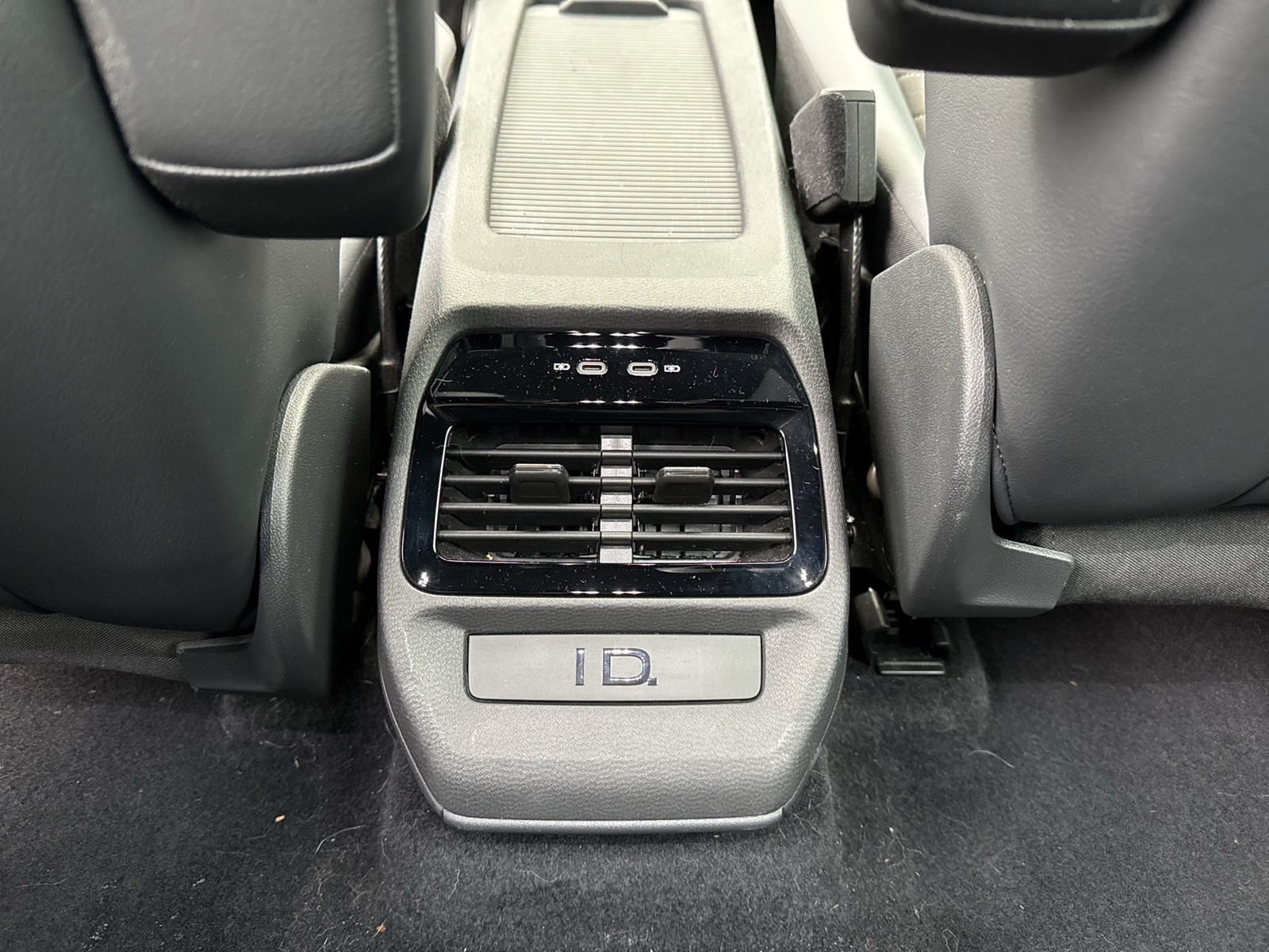 Volkswagen ID.5 Pro Performance WÄRMEPUMPE KAMERA ALU20 NAVI