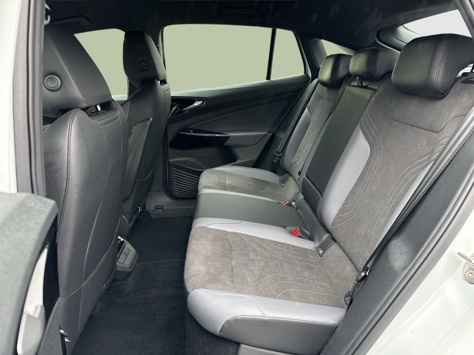 Volkswagen ID.5 Pro Performance WÄRMEPUMPE KAMERA ALU20 NAVI