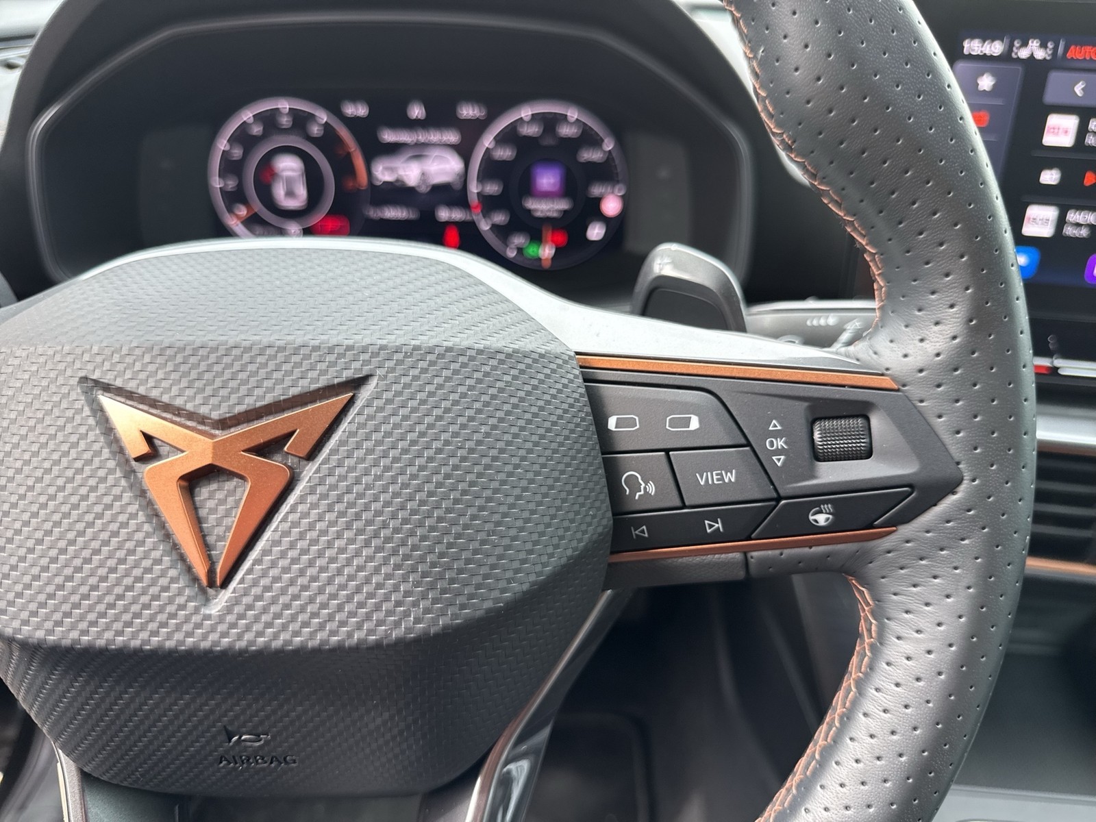 Cupra Formentor 1.5 CAM ACC LM18 E-KLAPPE NAVI CARPLAY