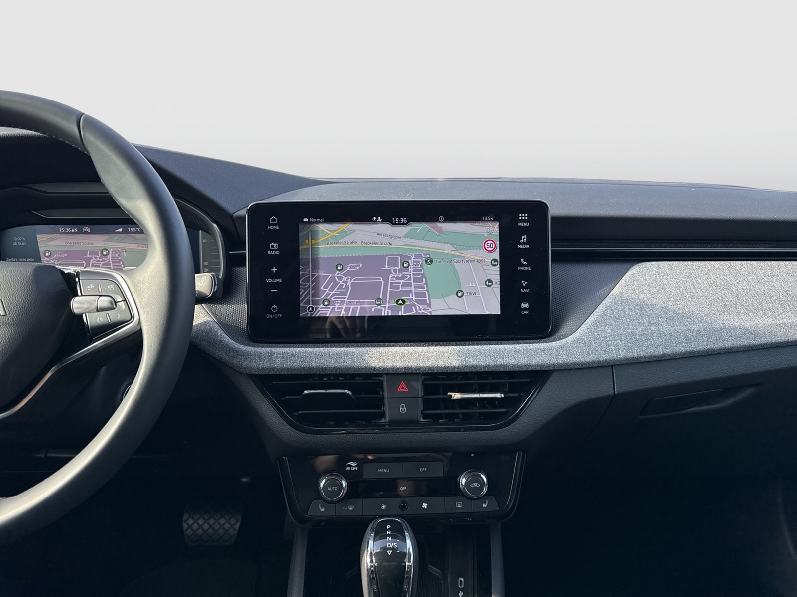 Skoda Kamiq 1.0 TOUR BLACKPACKAGE CAM MATRIX NAVI LM17