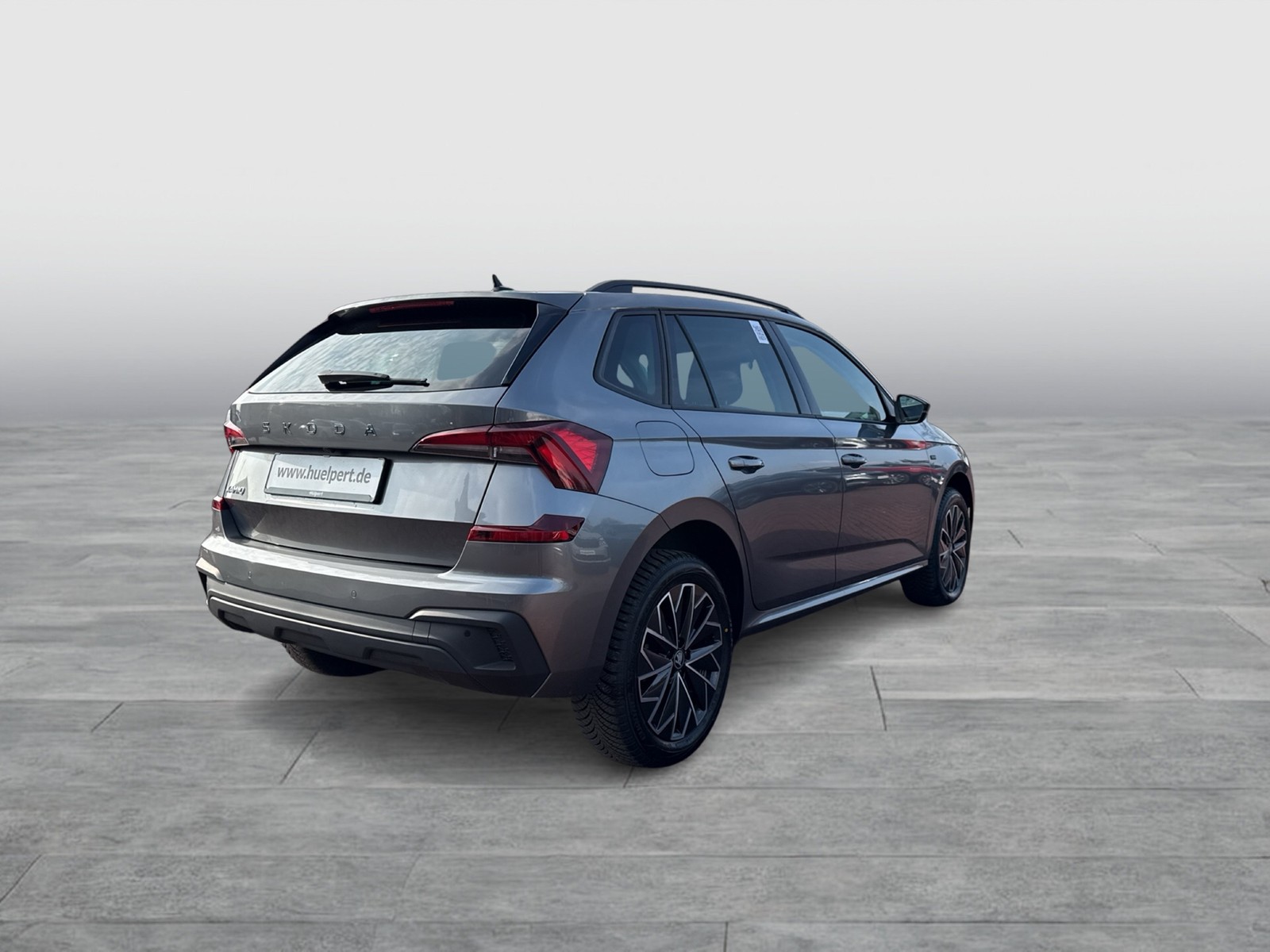 Skoda Kamiq 1.0 TOUR BLACKPACKAGE CAM MATRIX NAVI LM17