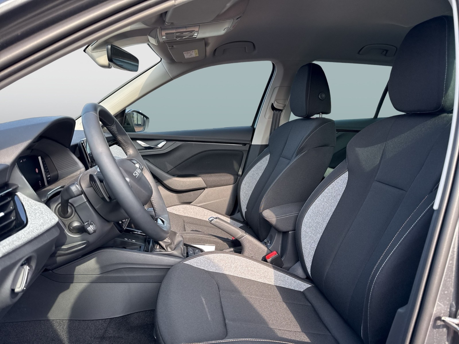 Skoda Kamiq 1.0 TOUR BLACKPACKAGE CAM MATRIX NAVI LM17