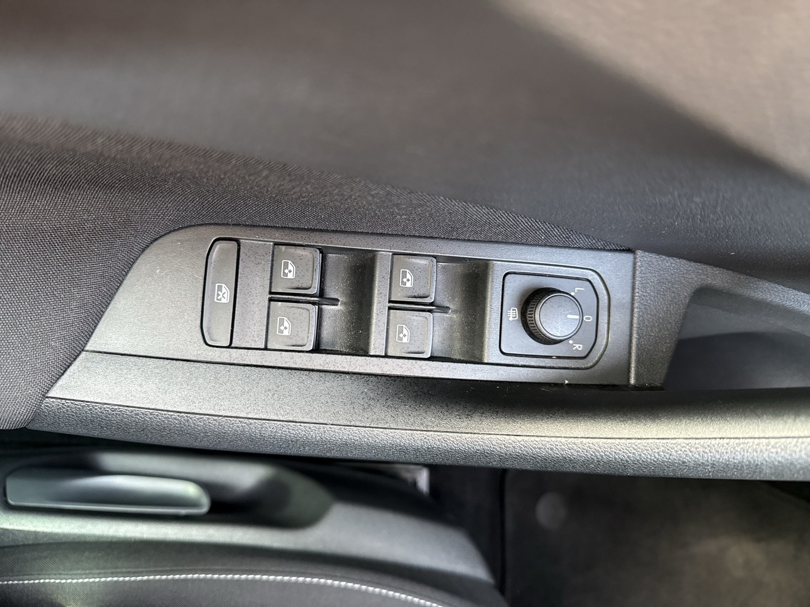 Skoda Scala 1.0 TOUR LM17 SITZHEIZUNG LED EINPARKHILFE