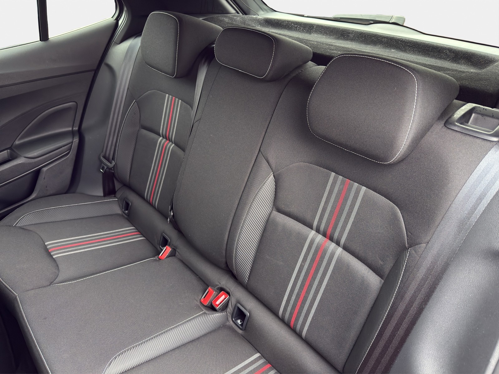 Skoda Fabia 1.0 MONTE CARLO CAM ACC NAVI ALU SITZHEIZ.