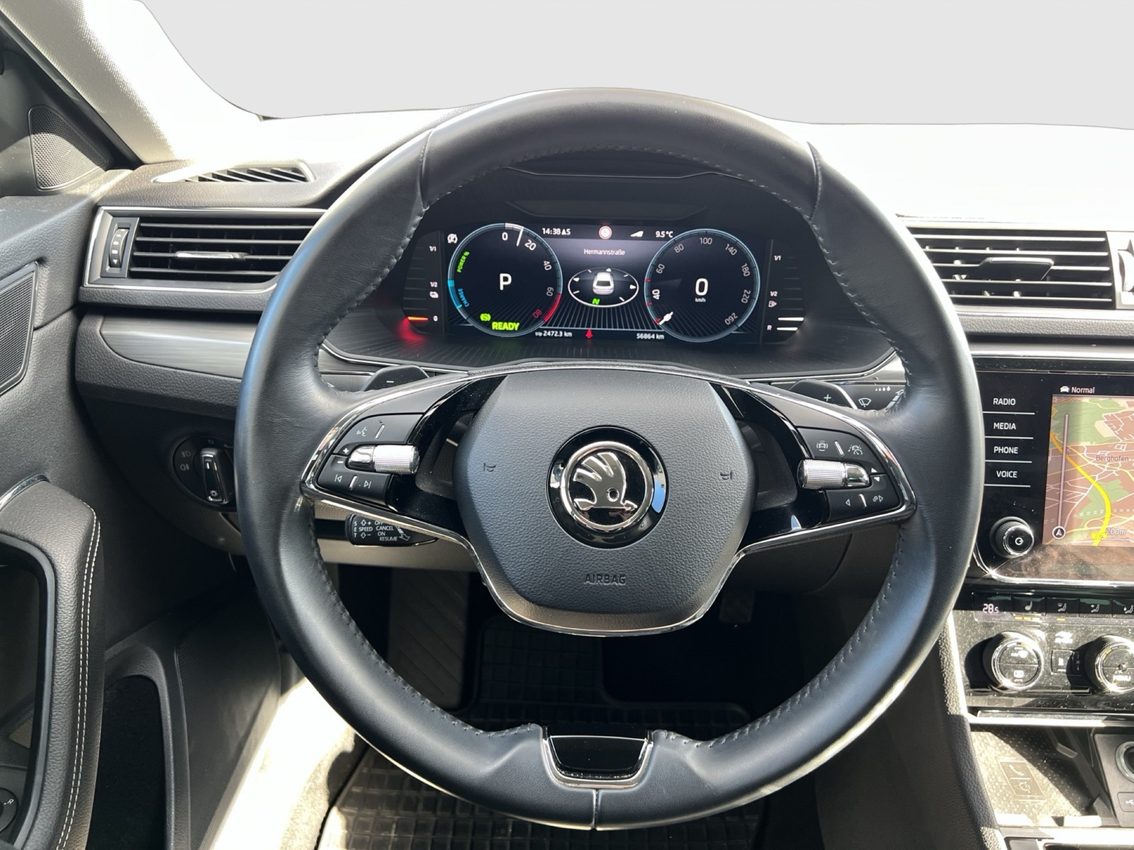 Skoda Superb Combi 1.4 iV STYLE STANDHZ AHK CAM MATRIX