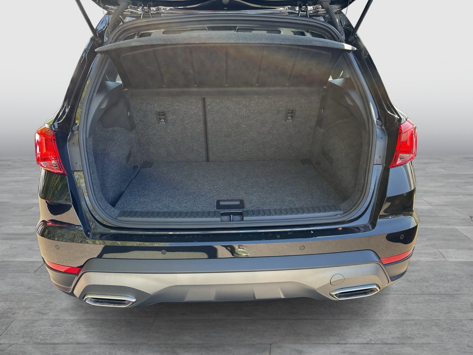 Seat Arona 1.0 FR KAMERA NAVI ALU17" VOLL-LED SITZHEIZ
