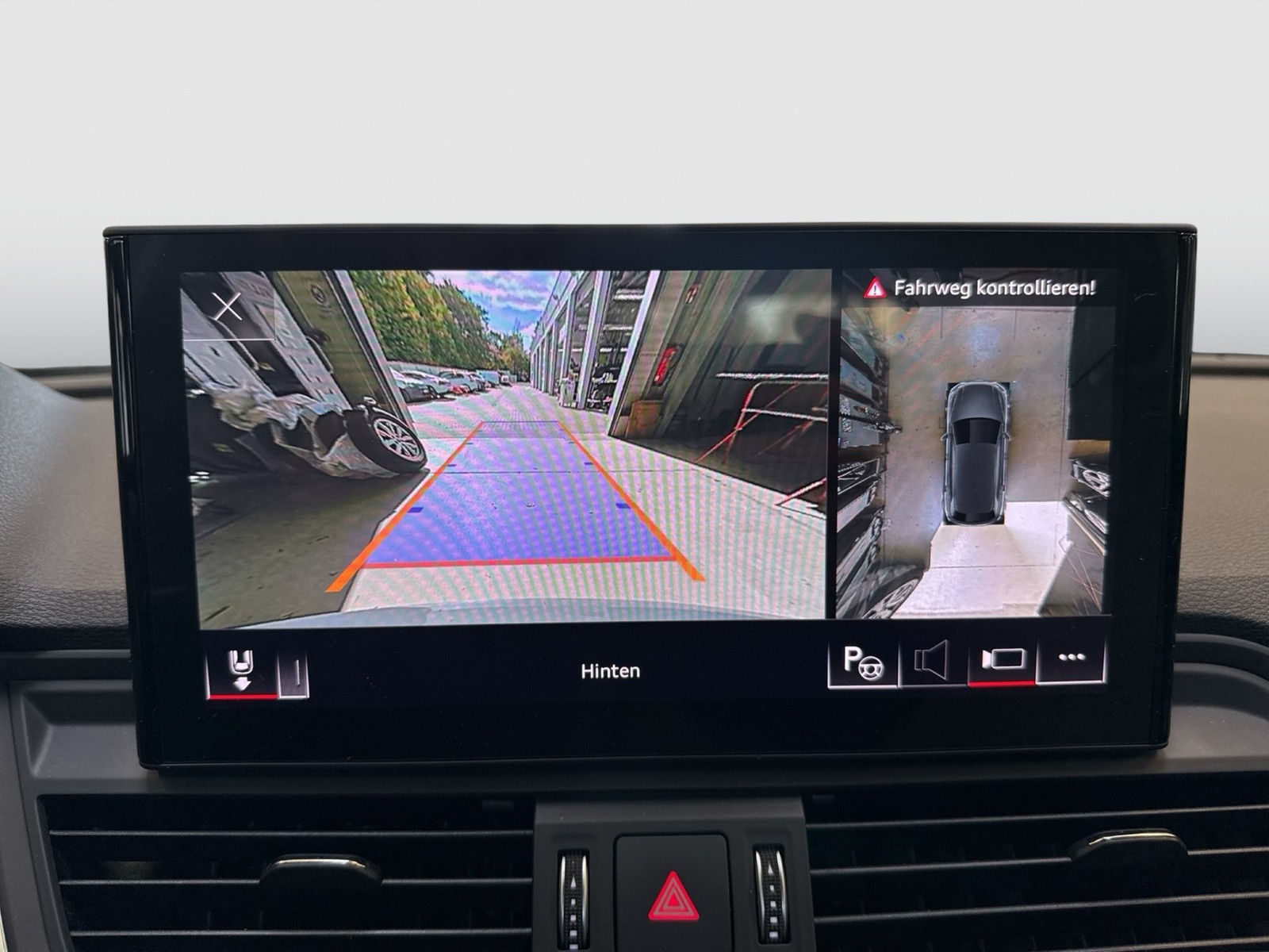 Audi Q5 40 Qu. advanced 360CAM LM18 EKLAPPE NAVI+
