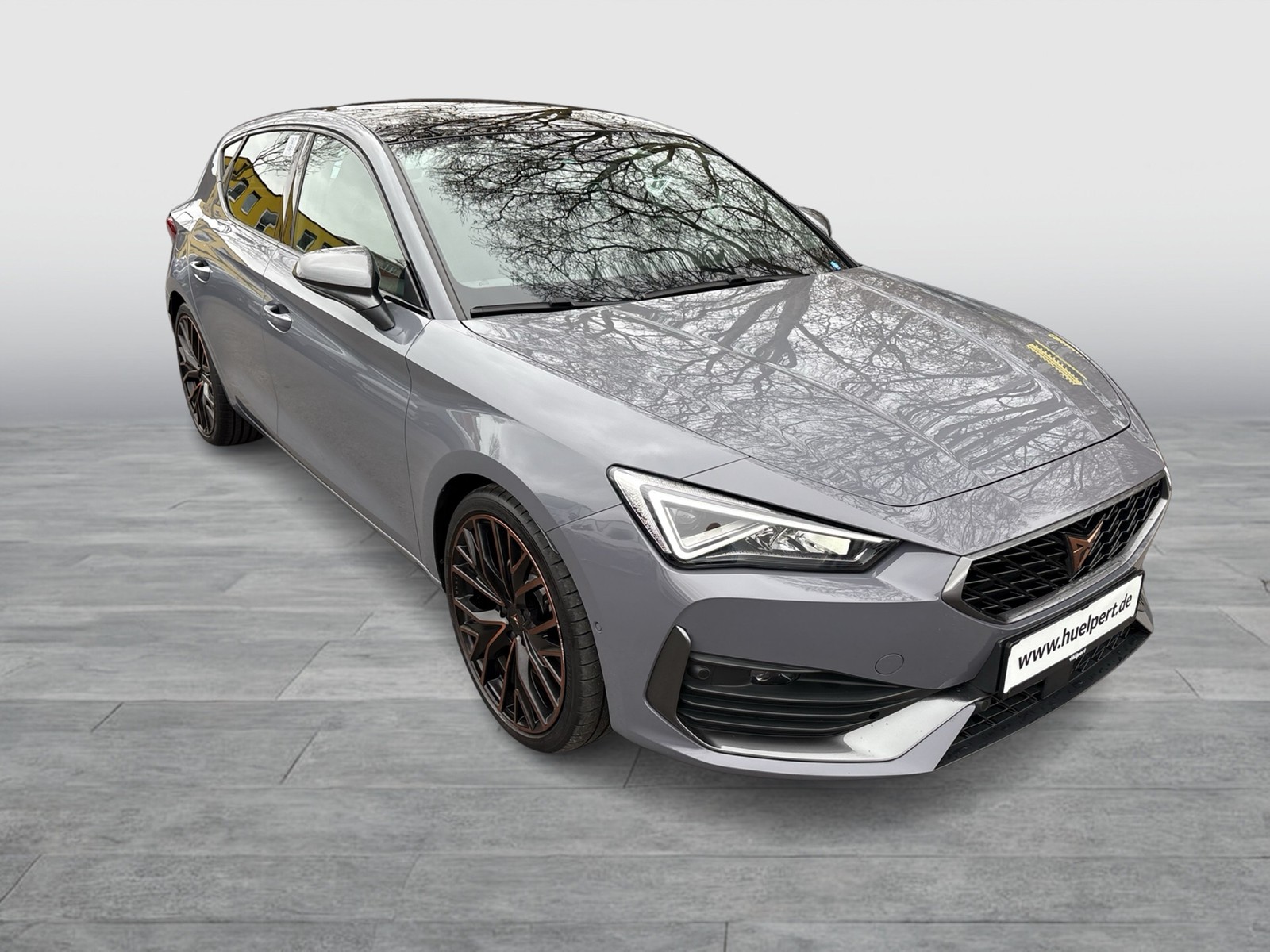 Cupra Leon 2.0 VZ PANO BEATS KAMERA ALU19" NAVI