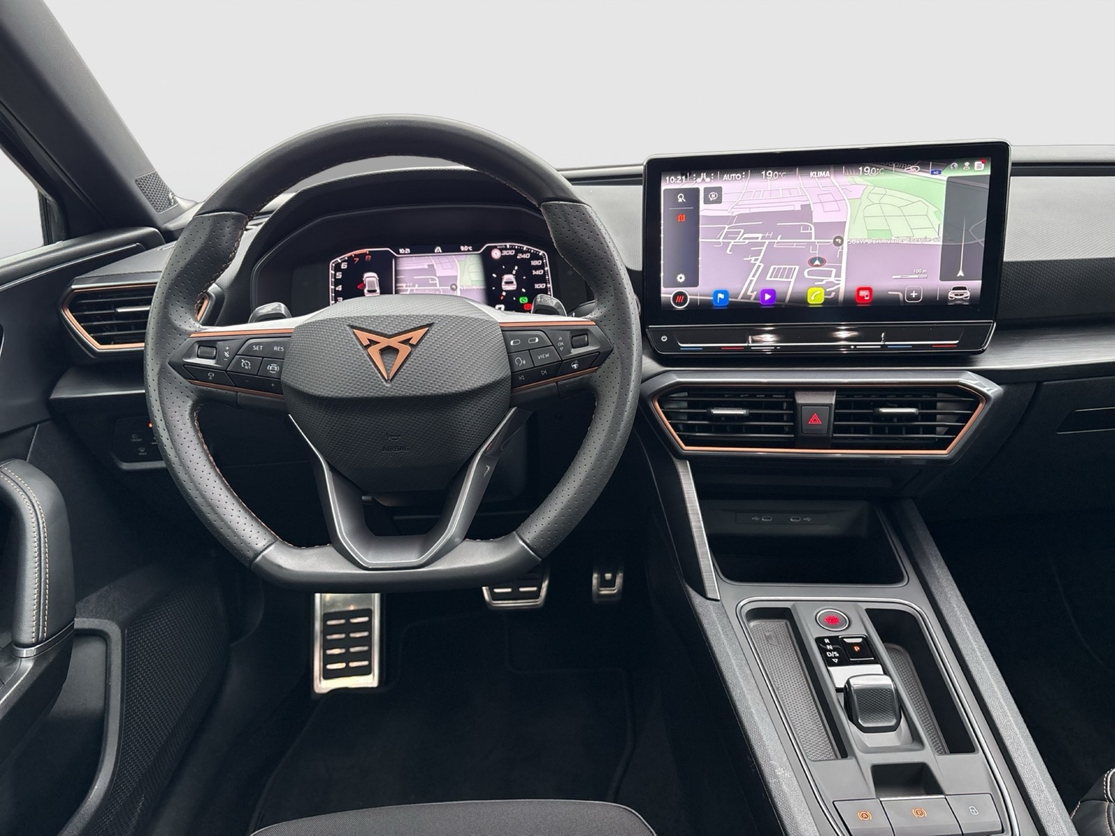 Cupra Leon 2.0 VZ PANO BEATS KAMERA ALU19" NAVI