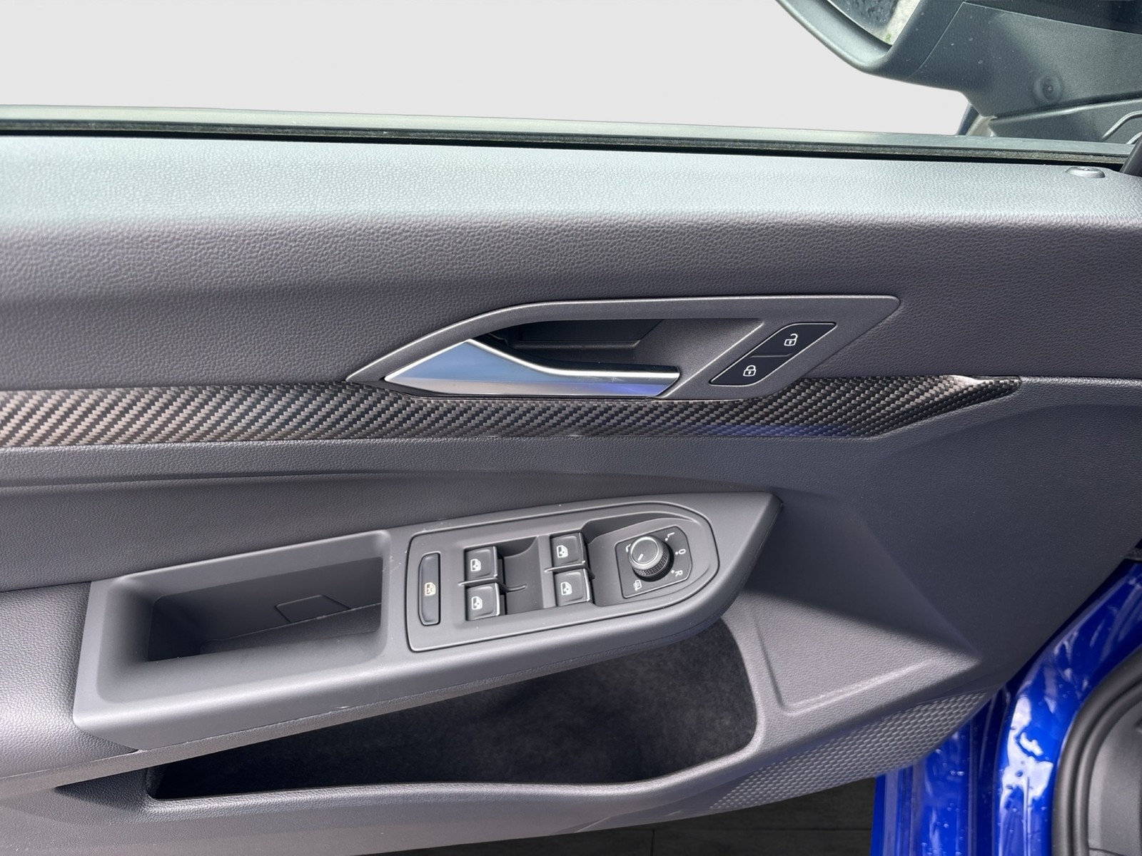 Volkswagen Golf 2.0 R 20YEARS 4X4 AKRAPOVIC LEDER PANO