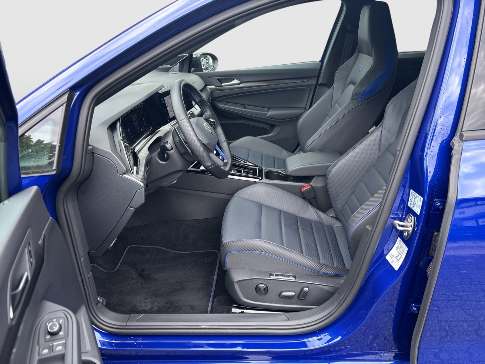 Volkswagen Golf 2.0 R 20YEARS 4X4 AKRAPOVIC LEDER PANO