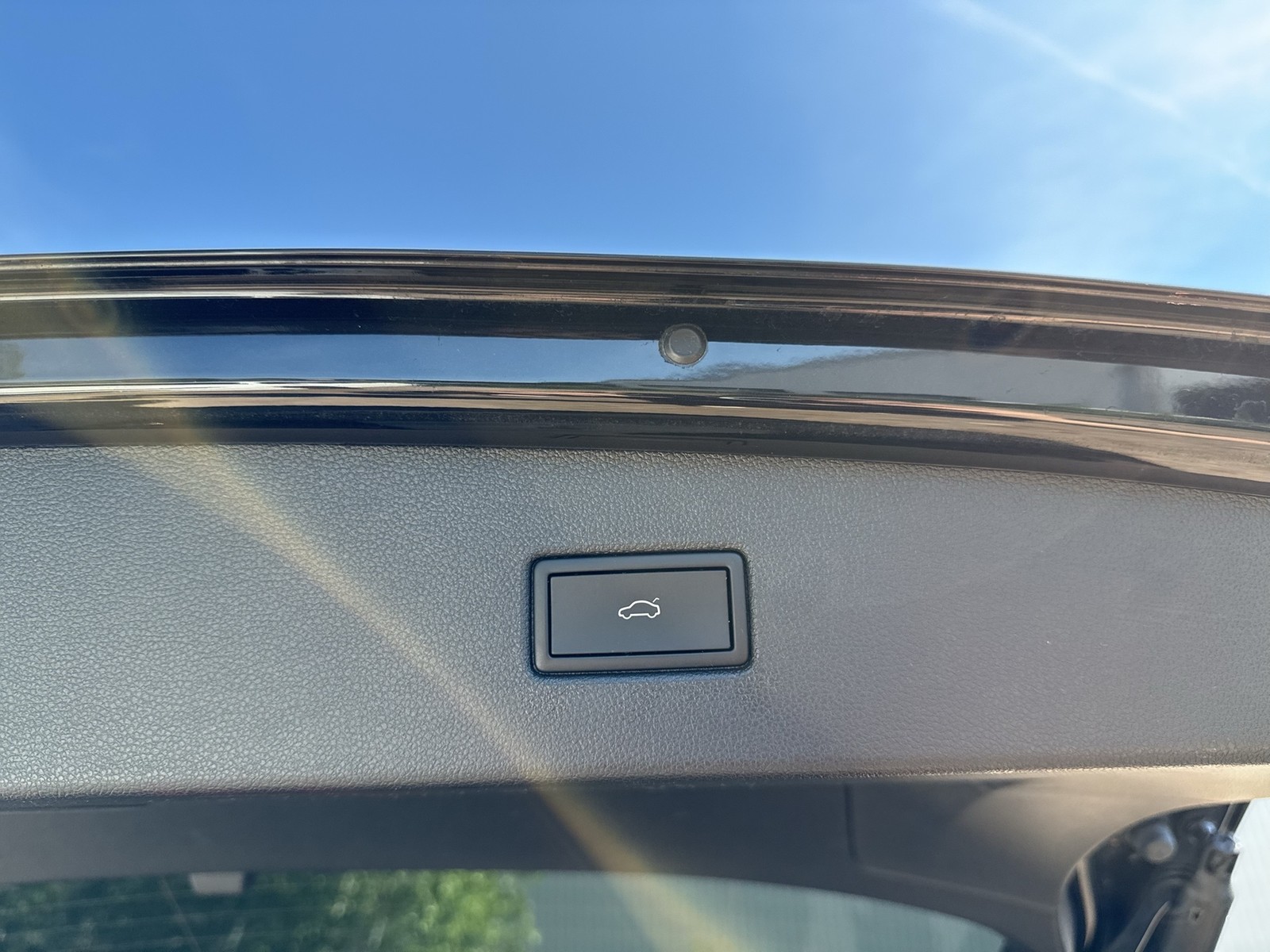 Volkswagen Tiguan 1.5 R-LINE BLACK STYLE HARMAN KARDON CAM
