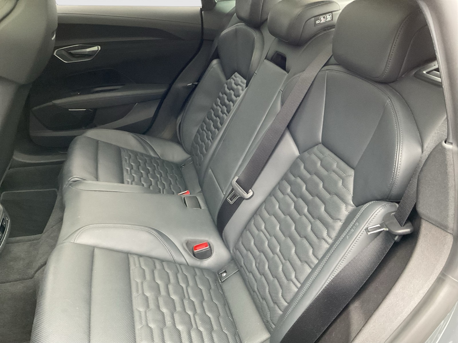 Audi RS e-tron GT quattro PANO B&O 360CAM LM21 HEADUP