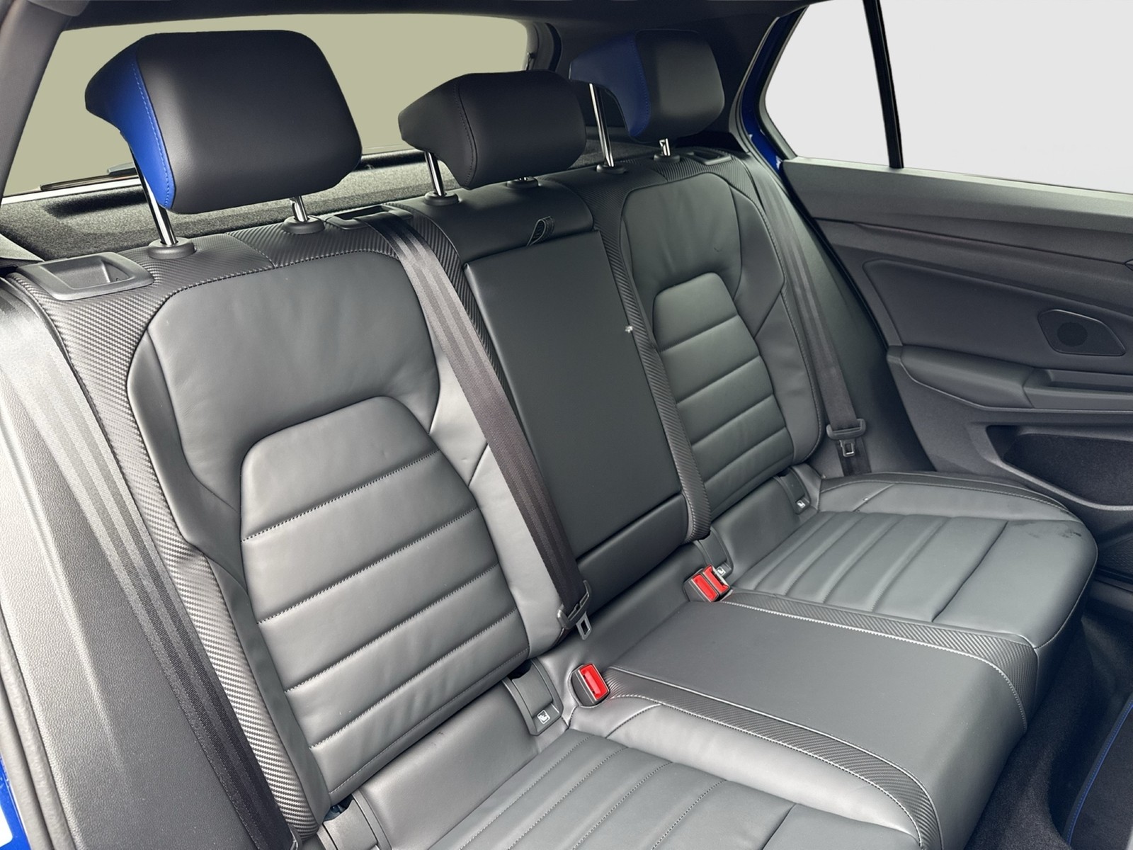 Volkswagen Golf R 4MOTION