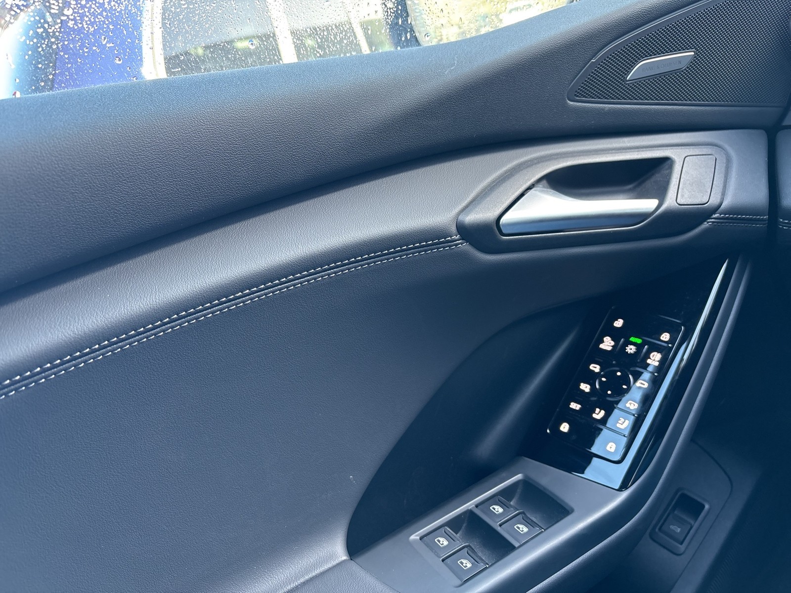 Audi Q6 e-tron quattro S LINE PANO B&O AHK 360CAM ACC