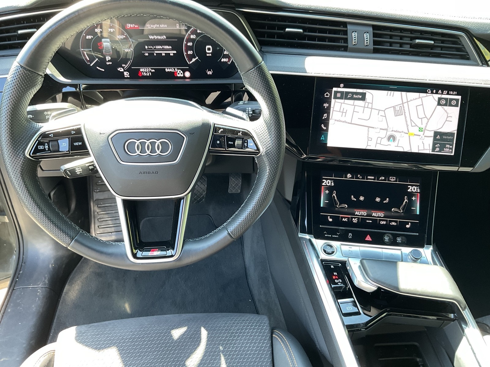 Audi e-tron Sportback 50 quattro S LINE B&O CAM LM21