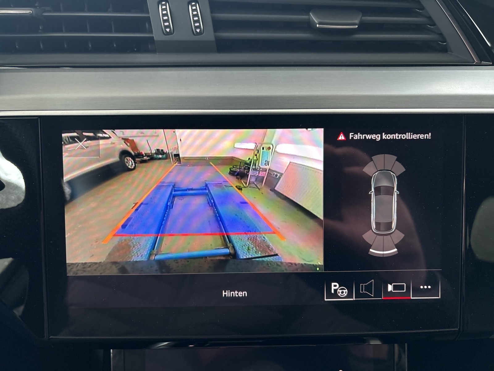 Audi e-tron Sportback 55 quattro S LINE B&O CAM LM21