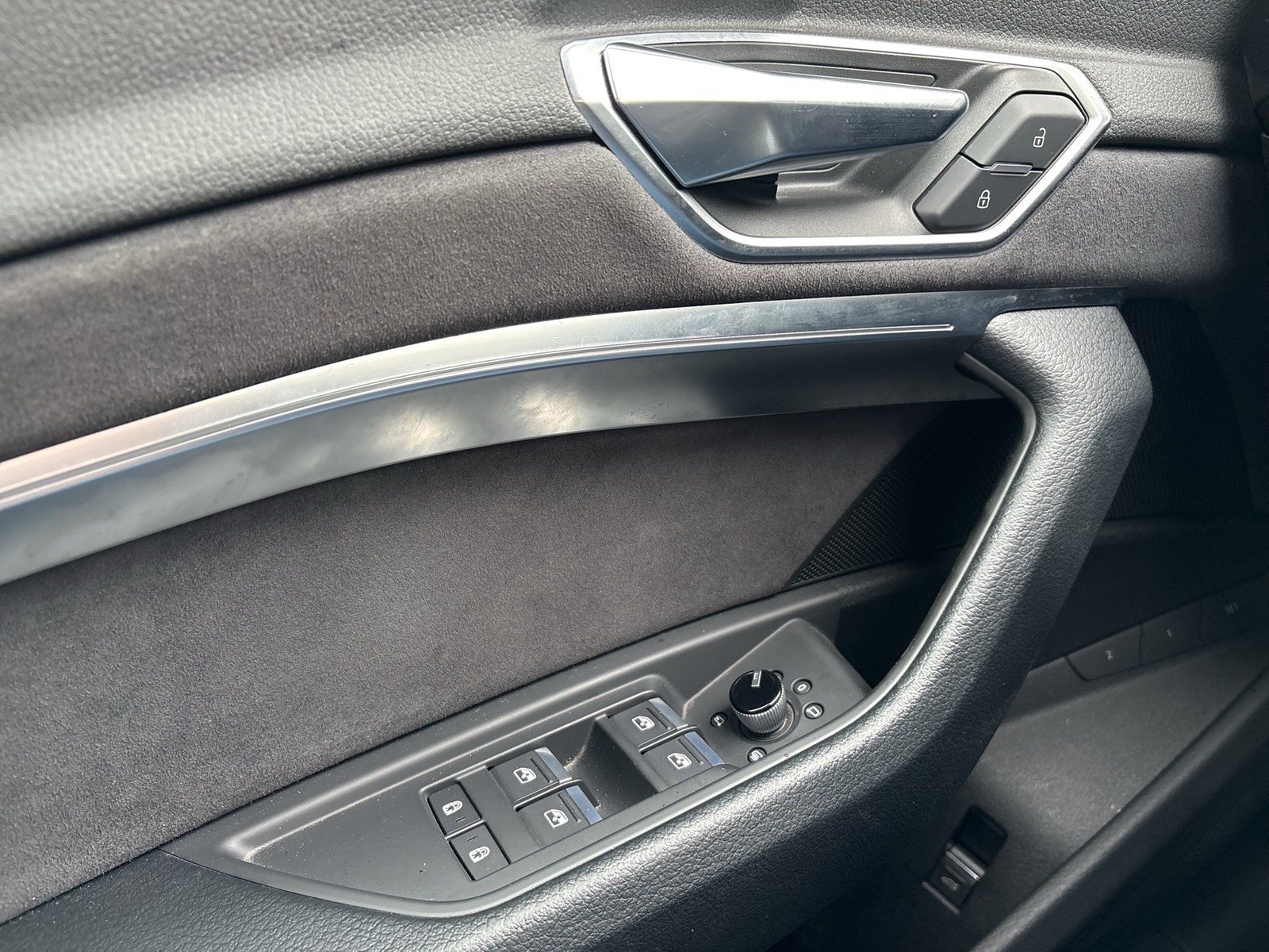 Audi e-tron Sportback 55 quattro S LINE AHK ACC LM21