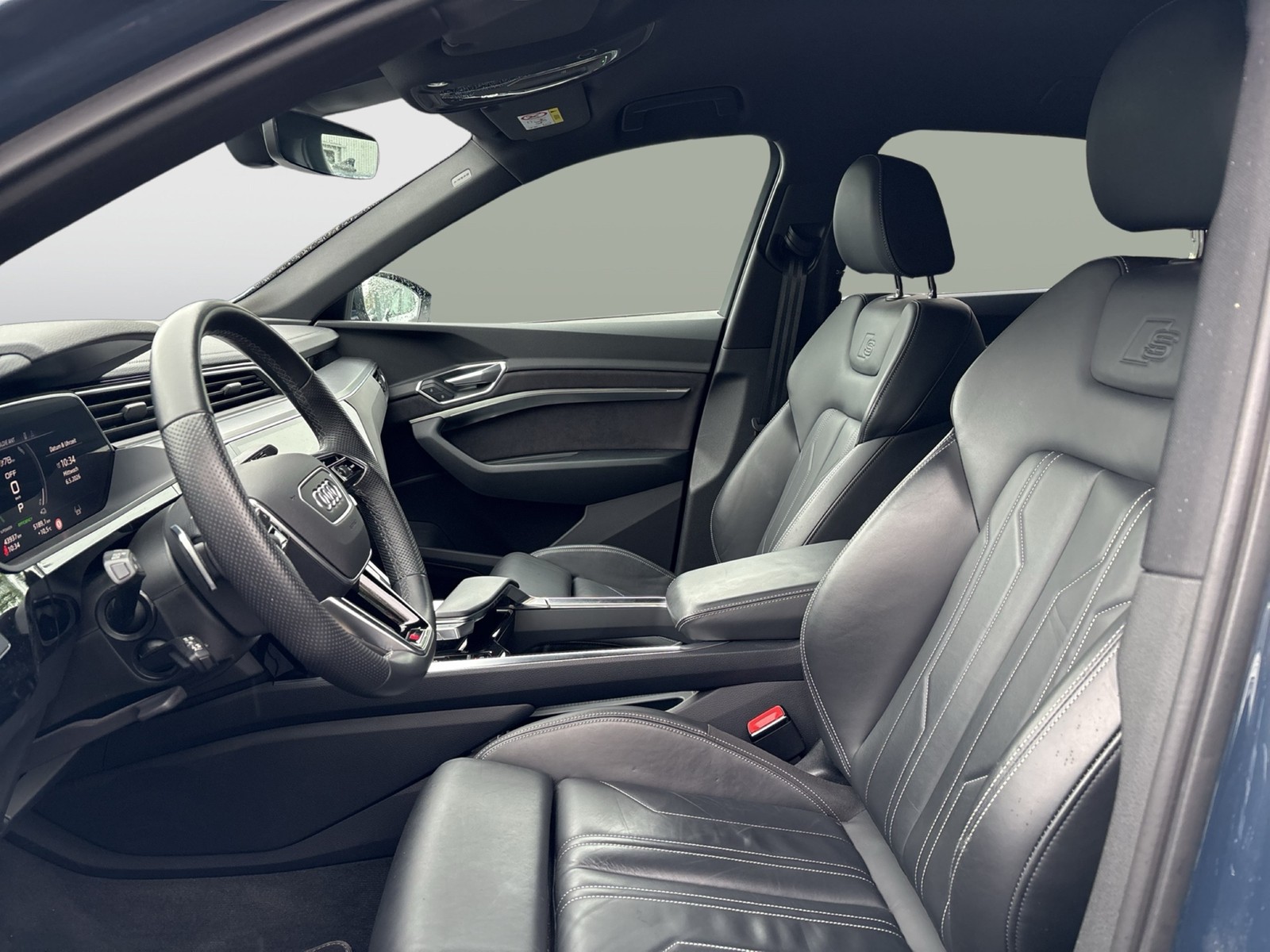 Audi e-tron Sportback 55 quattro S LINE AHK ACC LM21