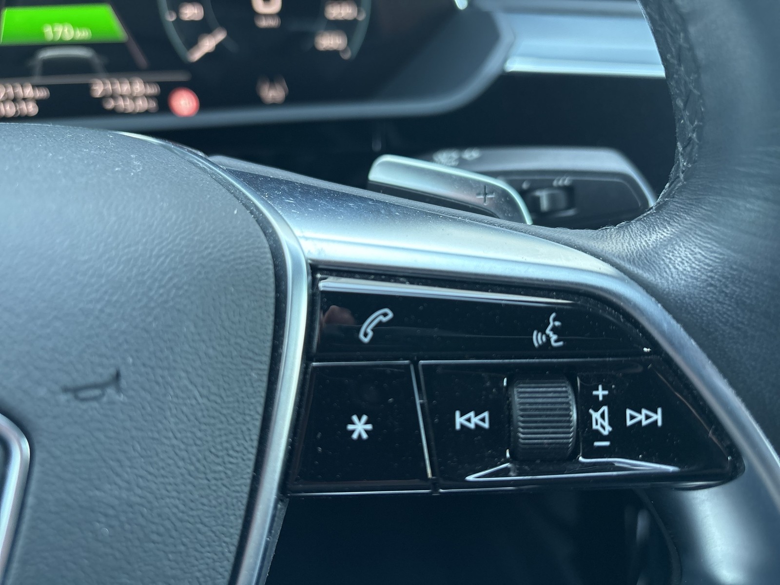 Audi e-tron Sportback 55 quattro advanced AHK 360°CAM