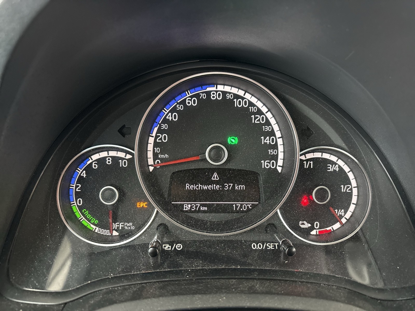 Volkswagen e-up! MAX 4TÜREN CAM ALU SITZHEIZ. EINPARKH.