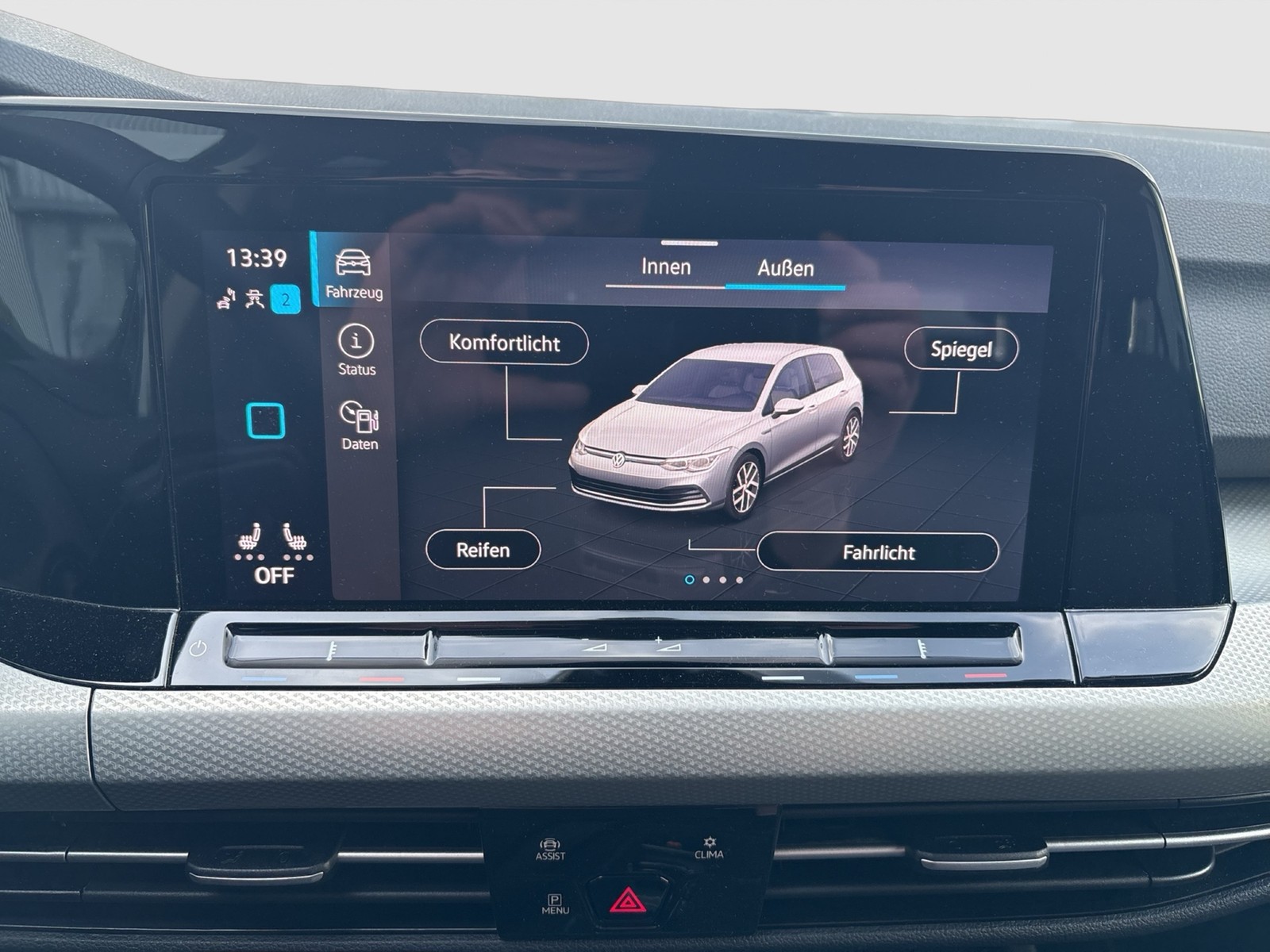 Volkswagen Golf VIII 1.0 eTSI MOVE CARPLAY ALU SITZHEIZUNG