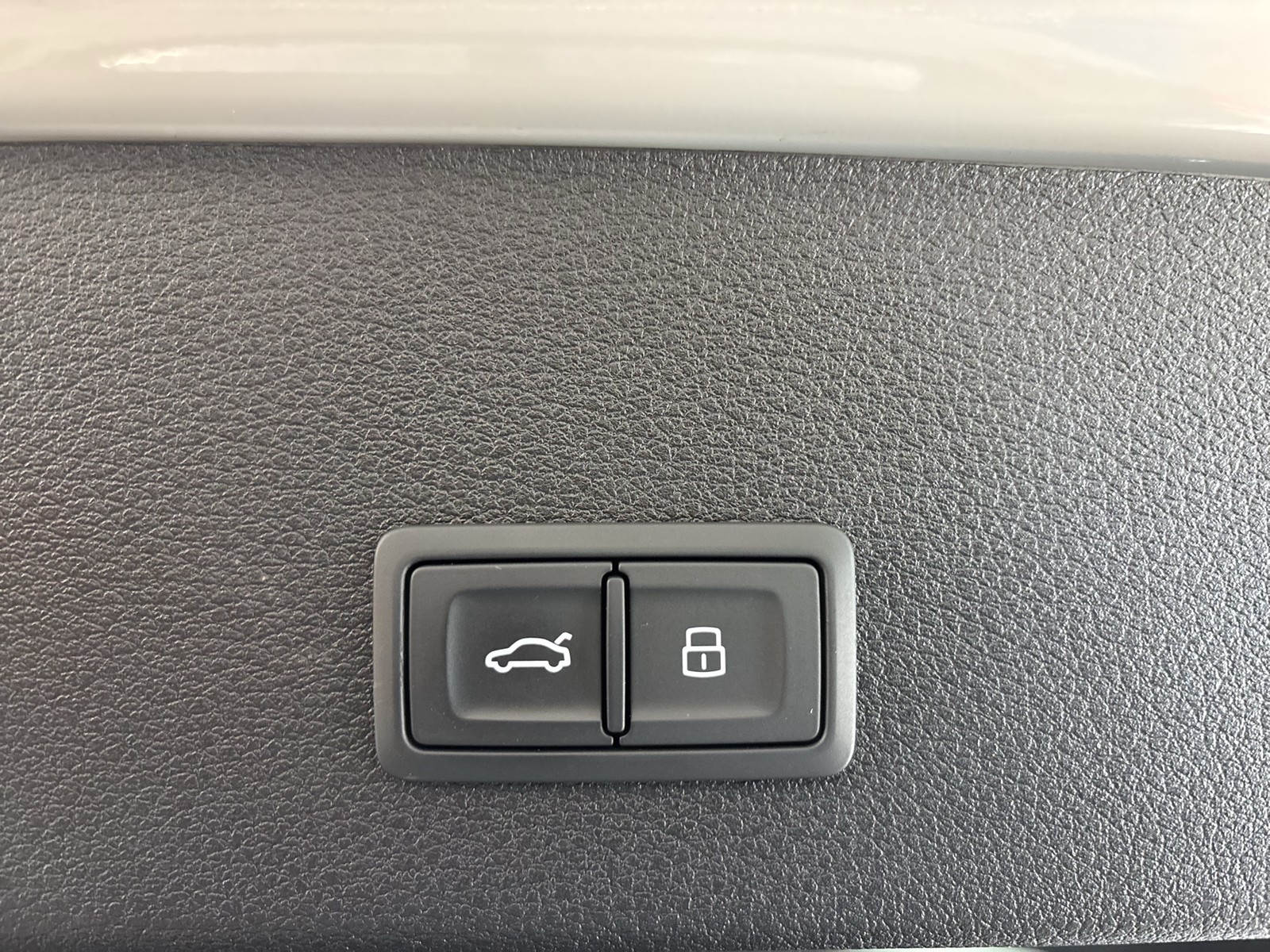 Audi e-tron Sportback 55 quattro S LINE B&O AHK LM21