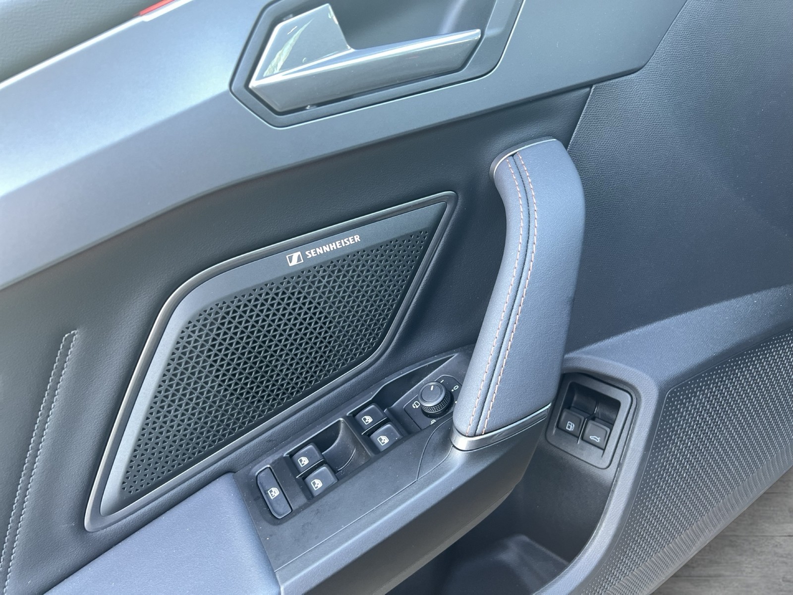 Cupra Formentor HYBRID VZ BLACK EDITION MATTGRAU LEDER