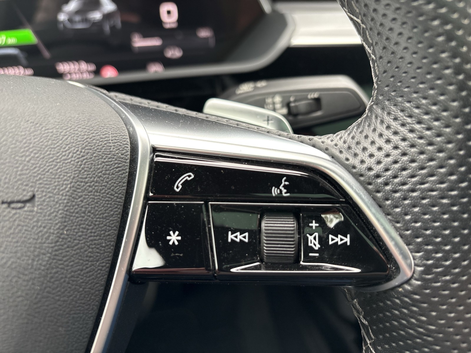 Audi e-tron Sportback 55 quattro S LINE PANO CAM LM21
