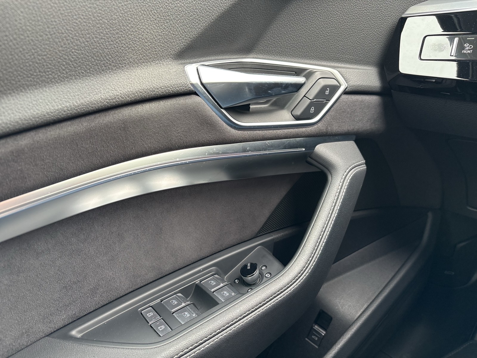 Audi e-tron Sportback 55 quattro S LINE PANO CAM LM21