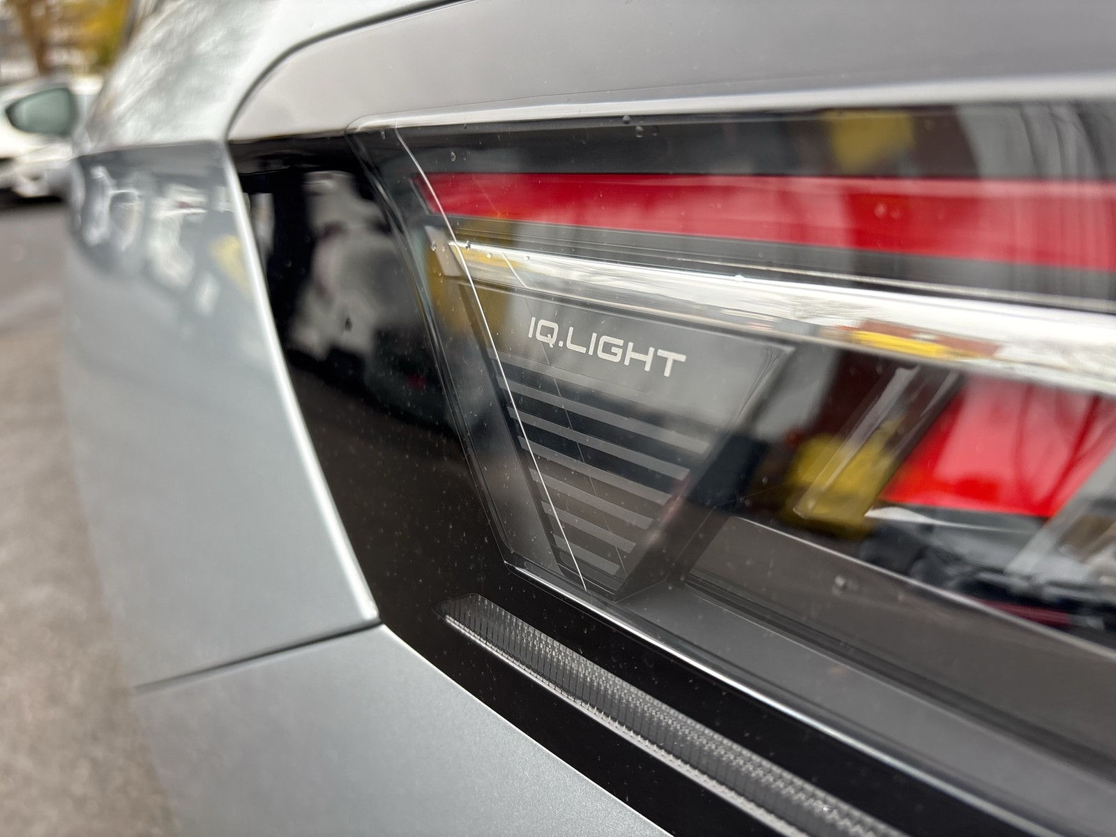 Volkswagen Passat Variant 2.0 ELEGANCE NEUES MODELL AHK CAM