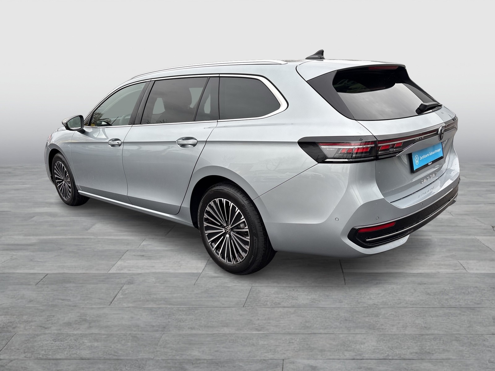 Volkswagen Passat Variant 2.0 ELEGANCE NEUES MODELL AHK CAM