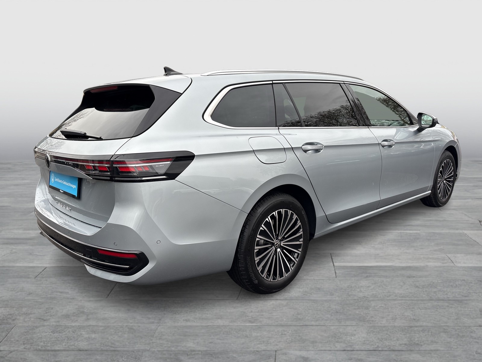 Volkswagen Passat Variant 2.0 ELEGANCE NEUES MODELL AHK CAM