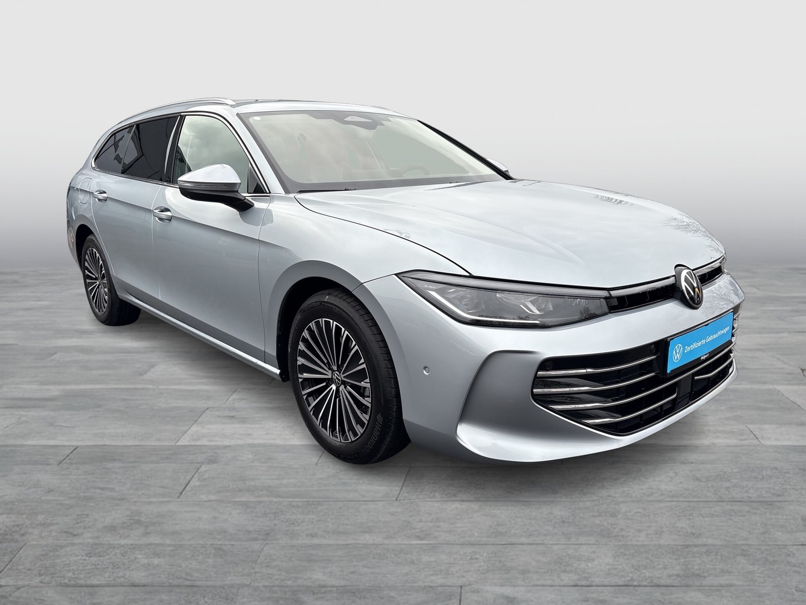 Volkswagen Passat Variant 2.0 ELEGANCE NEUES MODELL AHK CAM