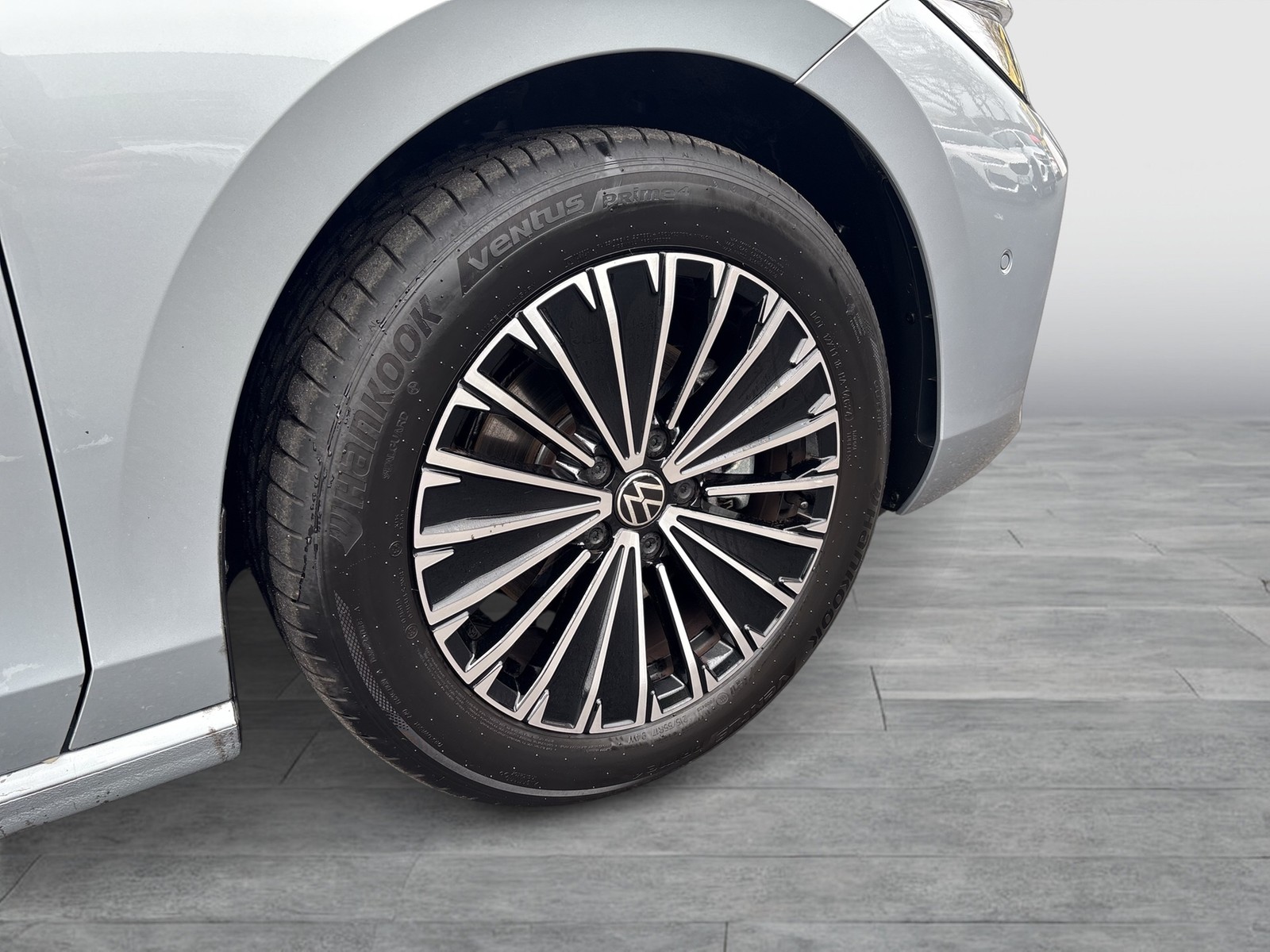 Volkswagen Passat Variant 2.0 ELEGANCE NEUES MODELL AHK CAM