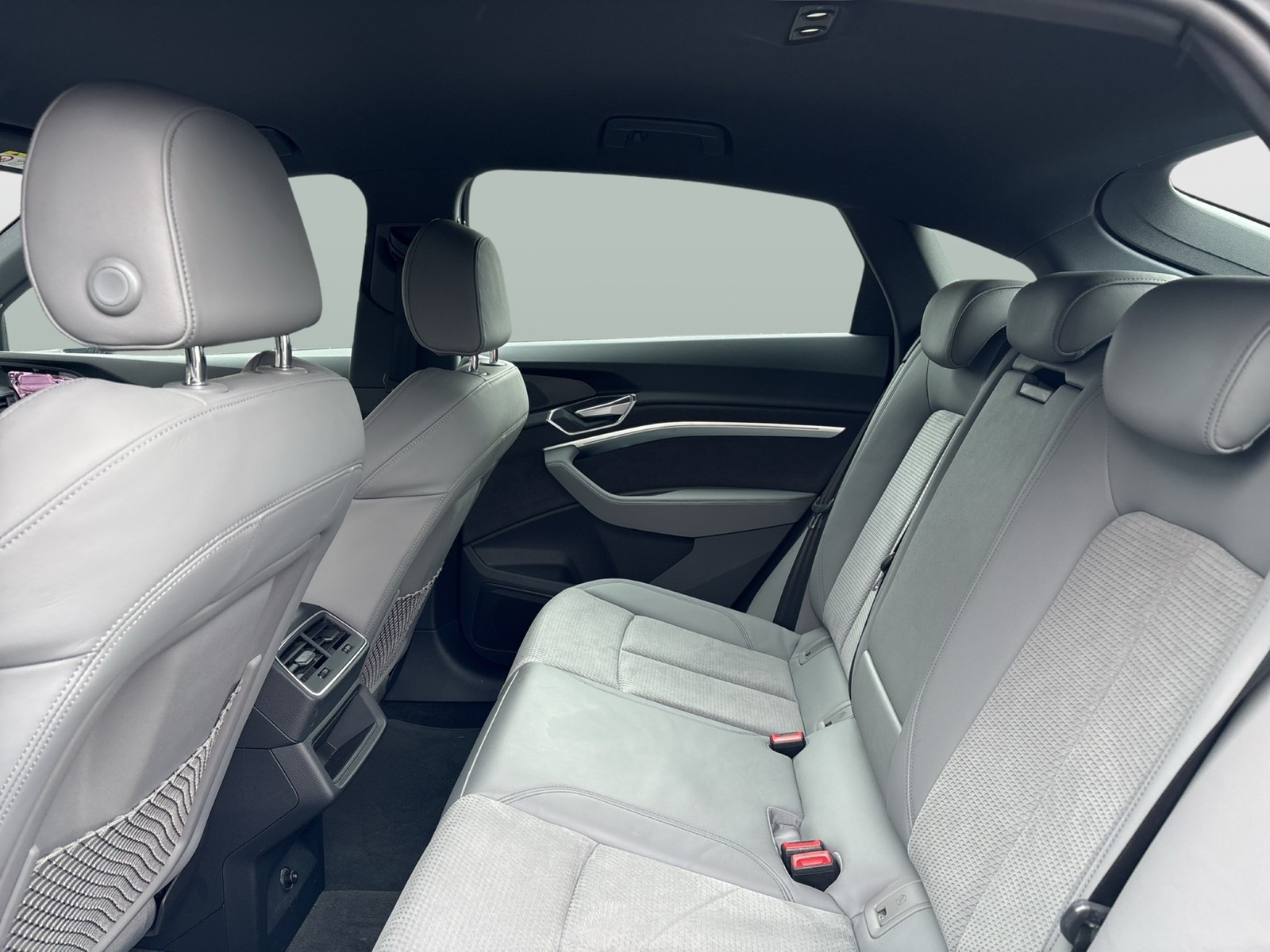 Audi e-tron Sportback 55 quattro S LINE 360°CAM LM21
