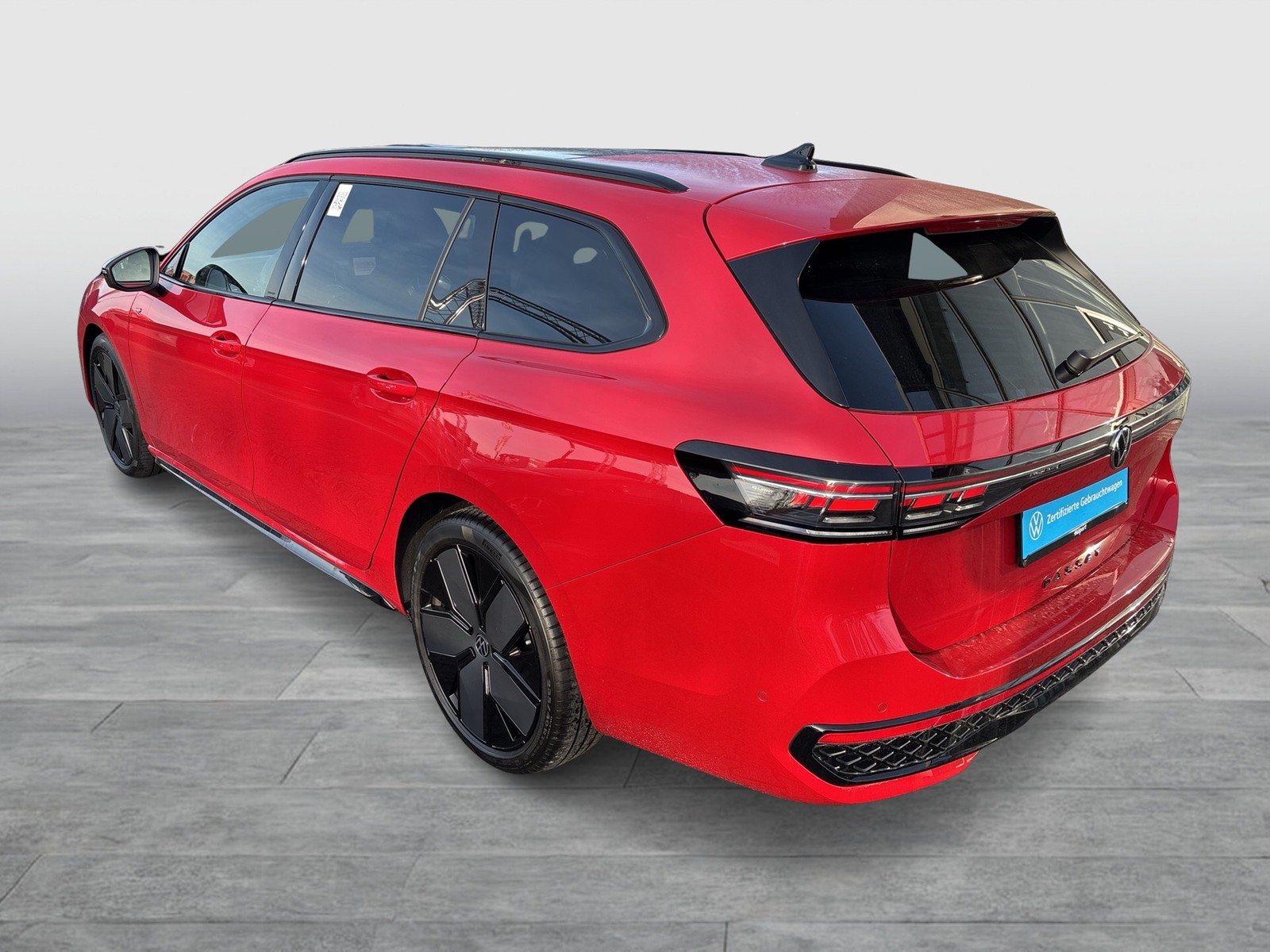 Volkswagen Passat Variant 2.0 R-LINE NEUESMODELL LEDER PANO