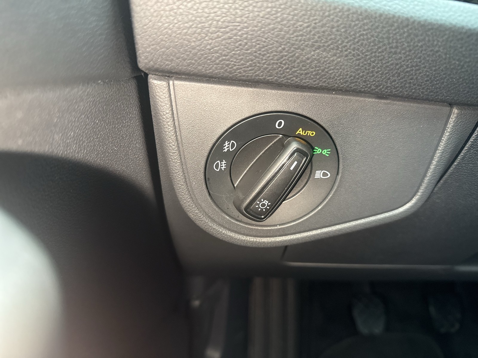 Volkswagen Taigo 1.0 LIFE CAM NAVI ALU CARPLAY SITZHEIZUNG