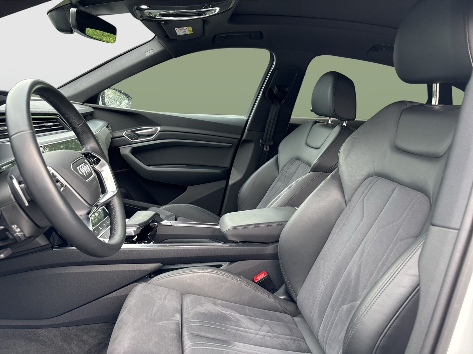 Audi e-tron Sportback 55 quattro advanced PANO LM21