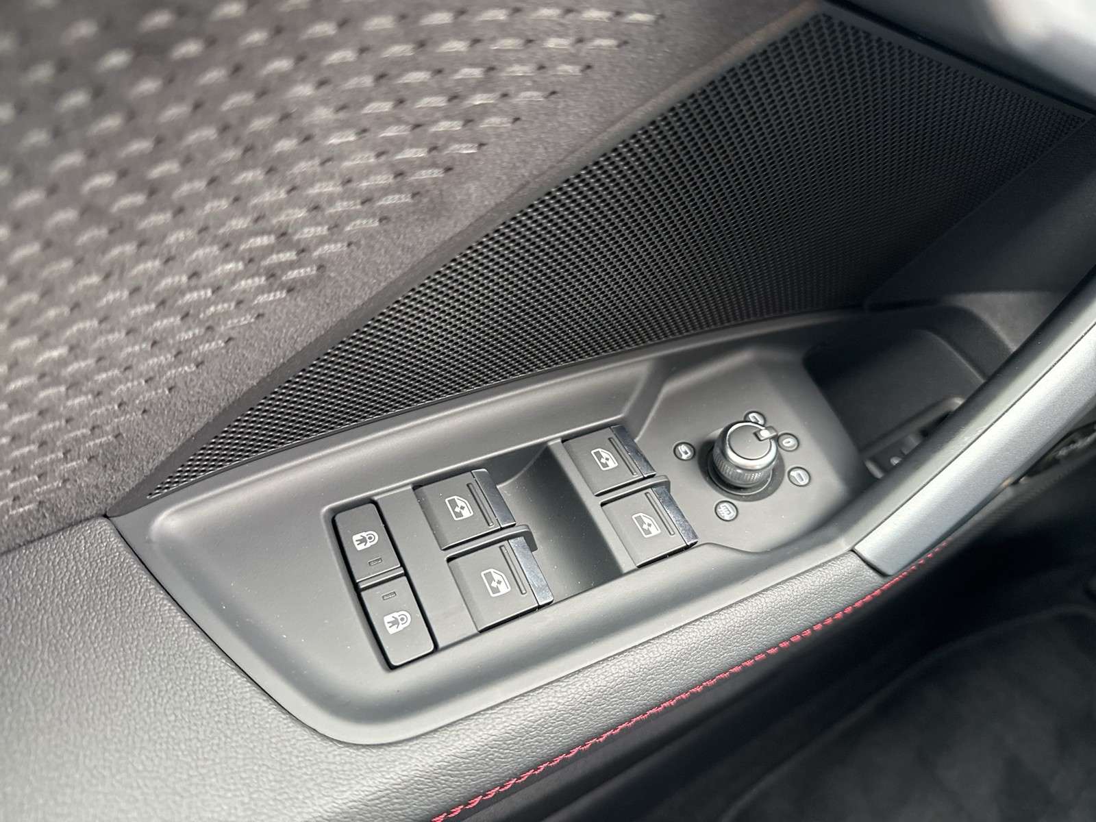 Audi A3 Sportback 35 TFSI S tronic S Line Kamera+Komfortpaket+Pano+Carbon+LED