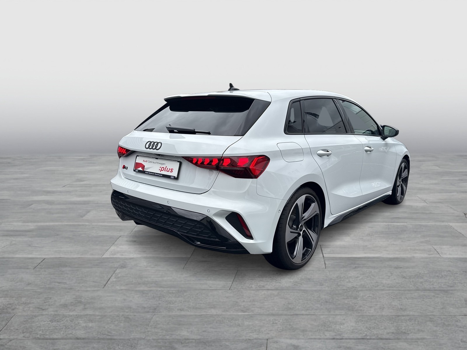 Audi A3 Sportback 35 TFSI S tronic S Line Kamera+Komfortpaket+Pano+Carbon+LED
