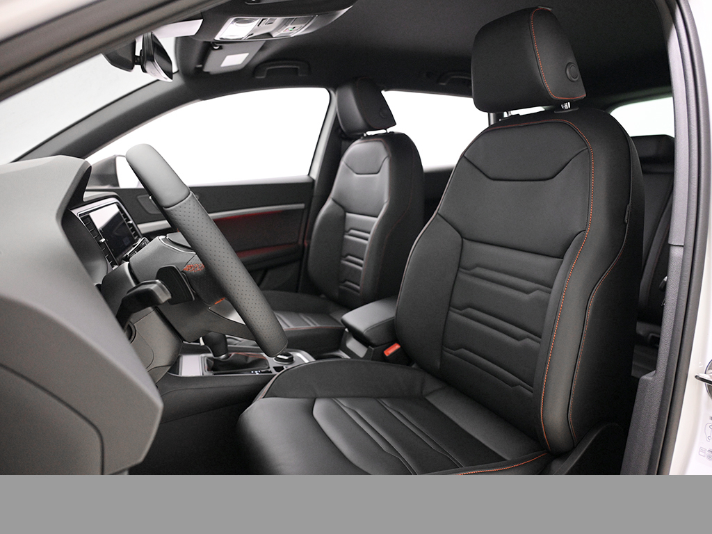 Seat Ateca 1.5 FR DSG TOPVIEW AHK-Vorb. NAV SHZ PDC